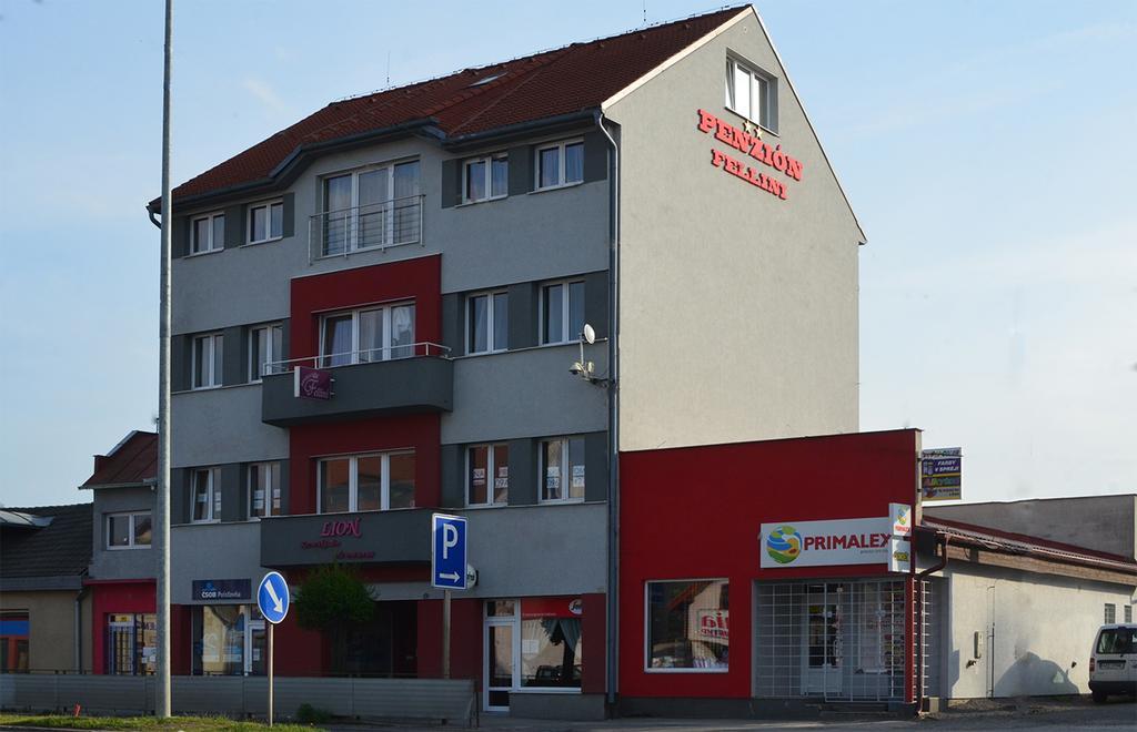 Garni Hotel Fellini Žiar nad Hronom 외부 사진
